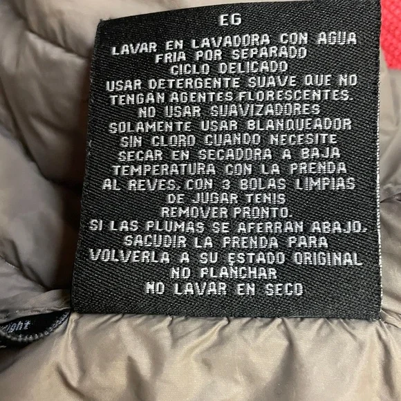 London Fog Women’s XL Light Gray Quilted Jacket. - Picture 7 of 13